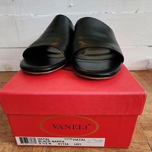 Vaneli, 9.5 narrow, black